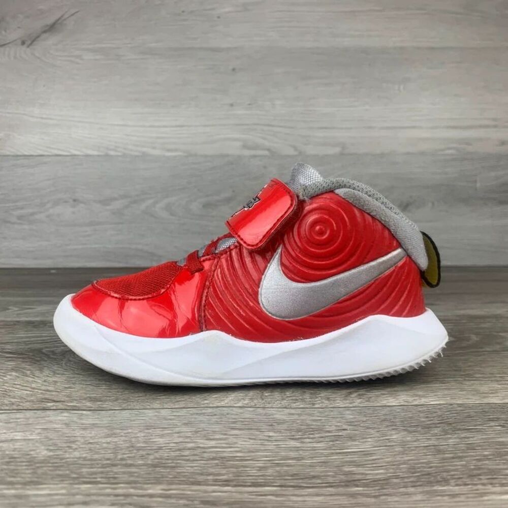 Red/White Boys/Girls Toddler Nike Basketball Athletic Shoes size 10c